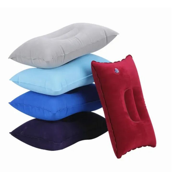 Pillow għall-ikkampjar kompressibbli